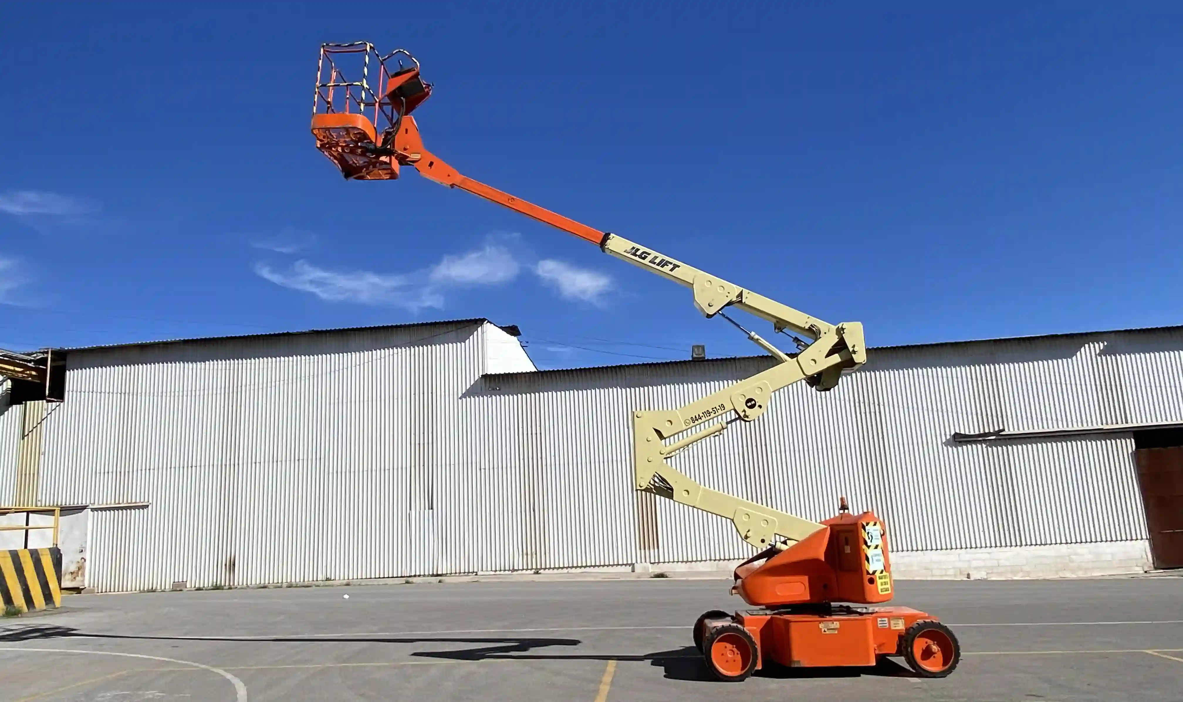 JLG Brazo Articulado